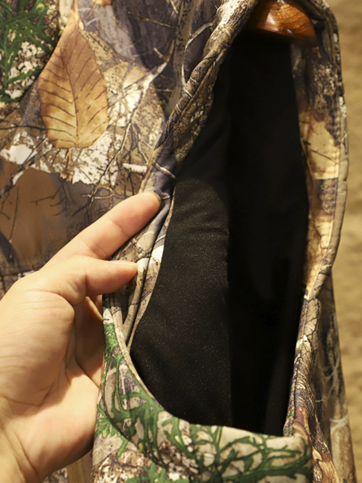 North American Outdoor ~ Hunting Outdoor Windproof Waterproof Autumn and Winter Bionic Camouflage Thickened Warm Cotton-padded Vest Vest