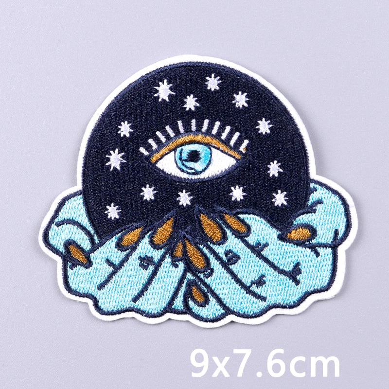 Nature & Wildlife Embroidered Iron-On Patch – Mountains, Animals & Adventure Design